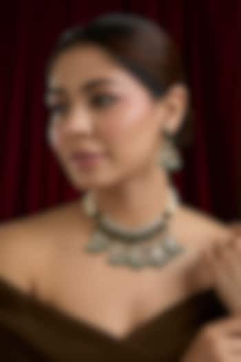 Gold Finish Kundan Polki & Green Onyx Necklace Set by Kreart at Pernia's Pop Up Shop