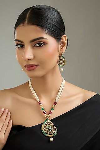 Gold Finish Kundan Polki Pendant Necklace Set by Kreart