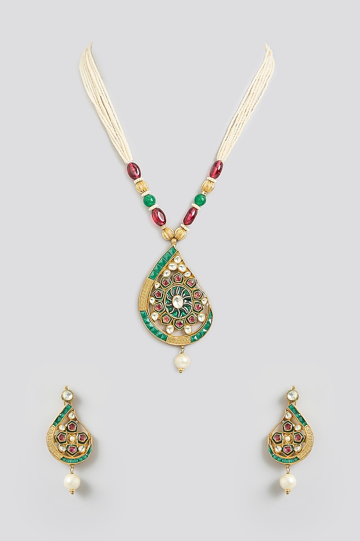 Gold Finish Kundan Polki Pendant Necklace Set by Kreart at Pernia's Pop Up Shop