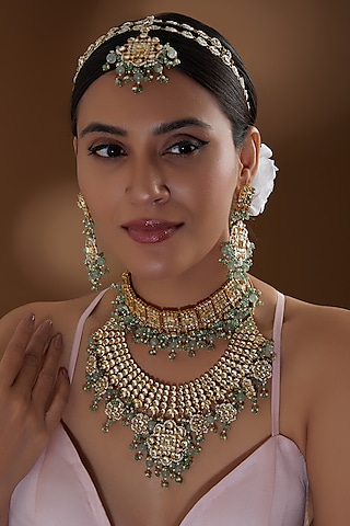Gold Finish Kundan Polki & Fluorite Beaded Necklace Set by Kreart