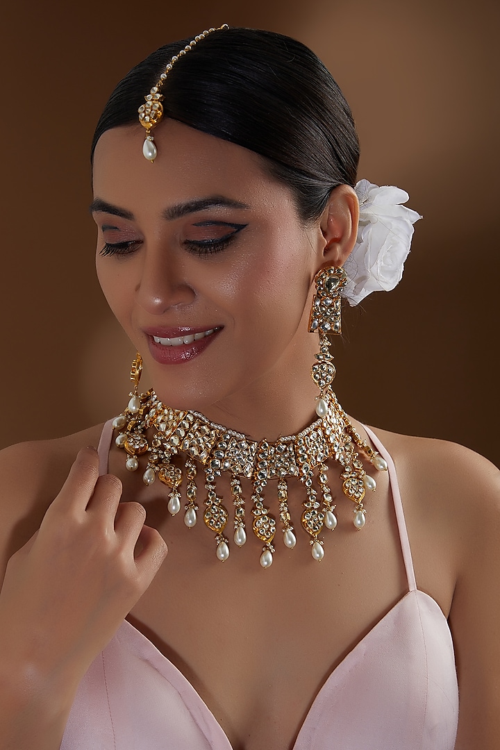 Statement necklace with drop detailing – Tarun Tahiliani Official