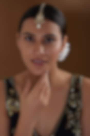 Gold Finish Kundan Polki & Pearl Maang Tikka by Kreart at Pernia's Pop Up Shop