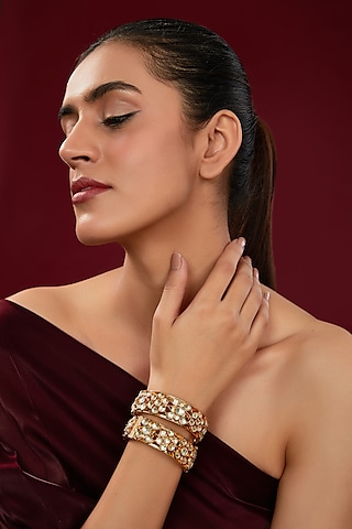 Gold Finish Kundan Polki Kadas (Set Of 2) by Kreart