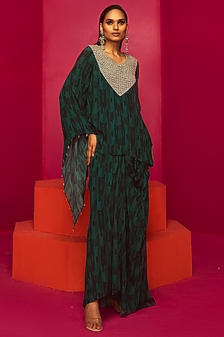 Green Crepe Hand Embroidered Kurta Set by Krisha Sunny Ramani