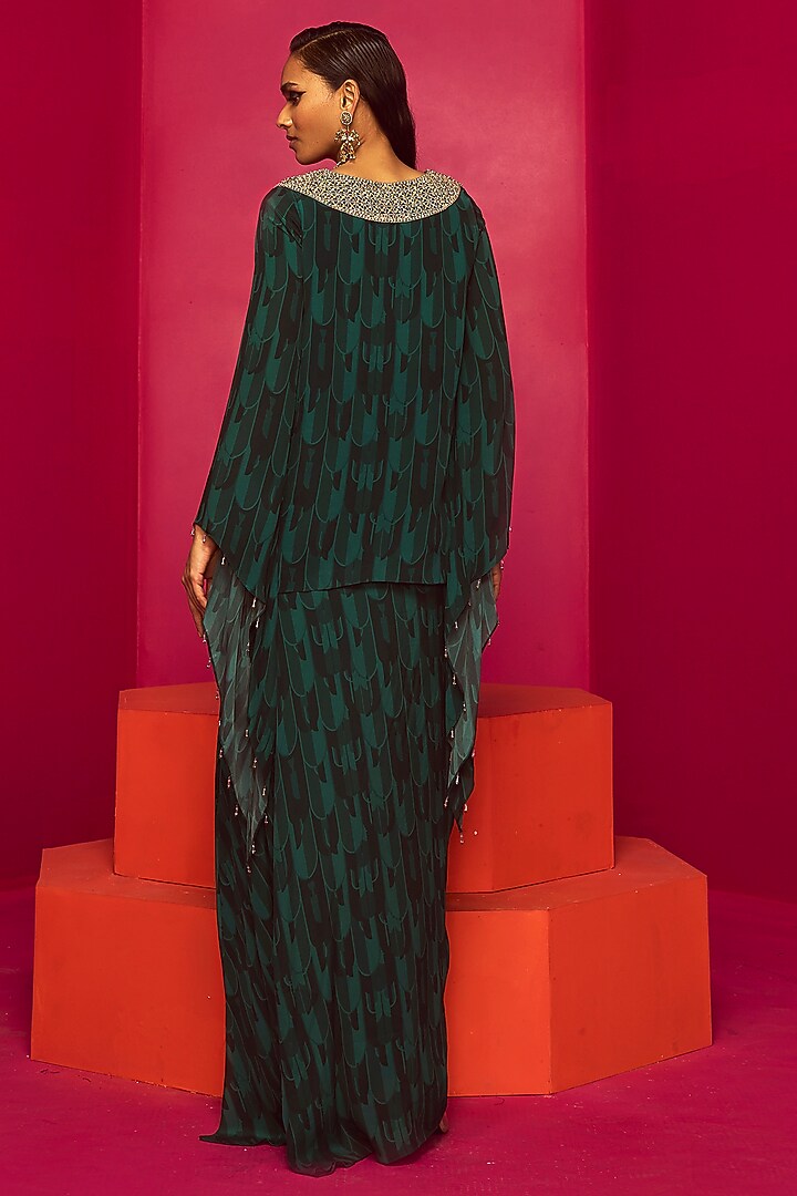 Green Crepe Hand Embroidered Kurta Set by Krisha Sunny Ramani at Pernia's Pop Up Shop