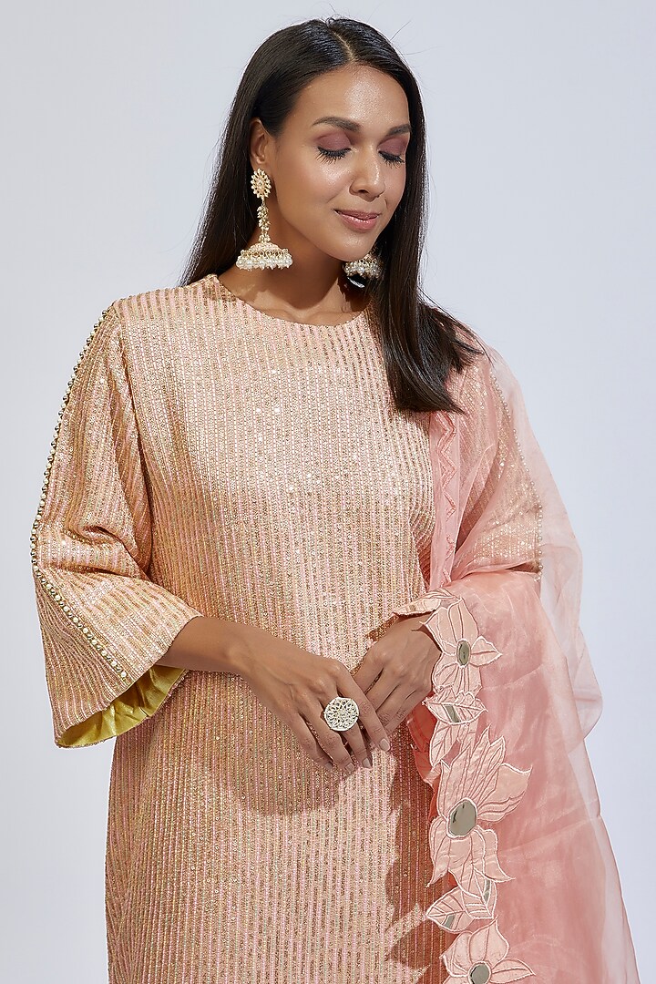 Peach Chinon Embroidered Kurta Set by Kriti Bapna at Pernia's Pop Up Shop