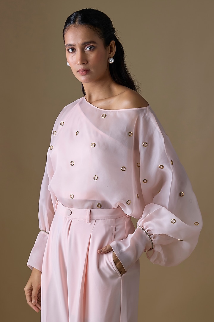 Peach Organza & Double Georgette Co-Ord Set by Kriti Bapna at Pernia's Pop Up Shop
