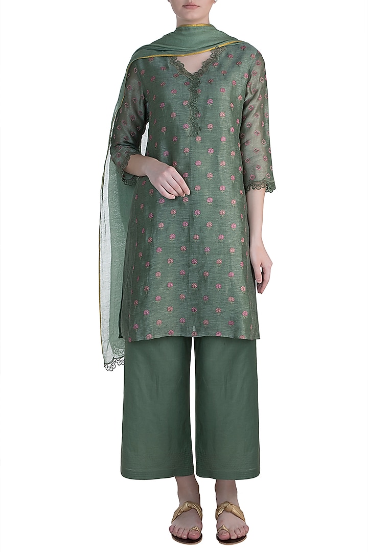 Green Embroidered Tunic Set by Krishna Mehta at Pernia's Pop Up Shop
