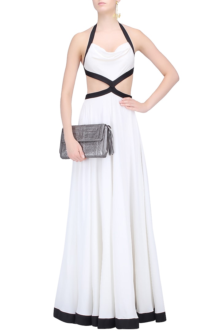 White monochrome flared backless gown available only at Pernia's Pop Up Shop.