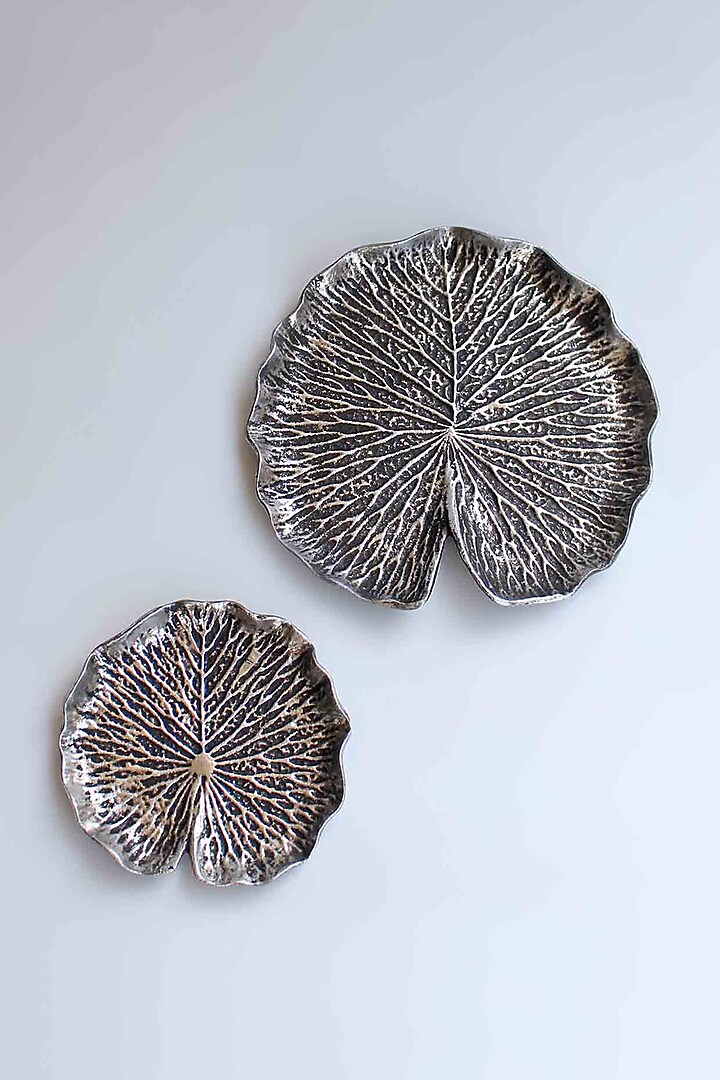 Silver Lotus Leaf Wall Sconce (Set of 2) by Karo