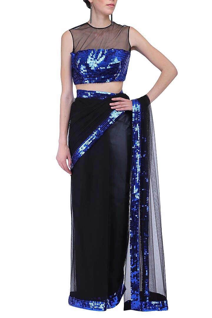 Black sequins saree set available only at Pernia's Pop Up Shop.