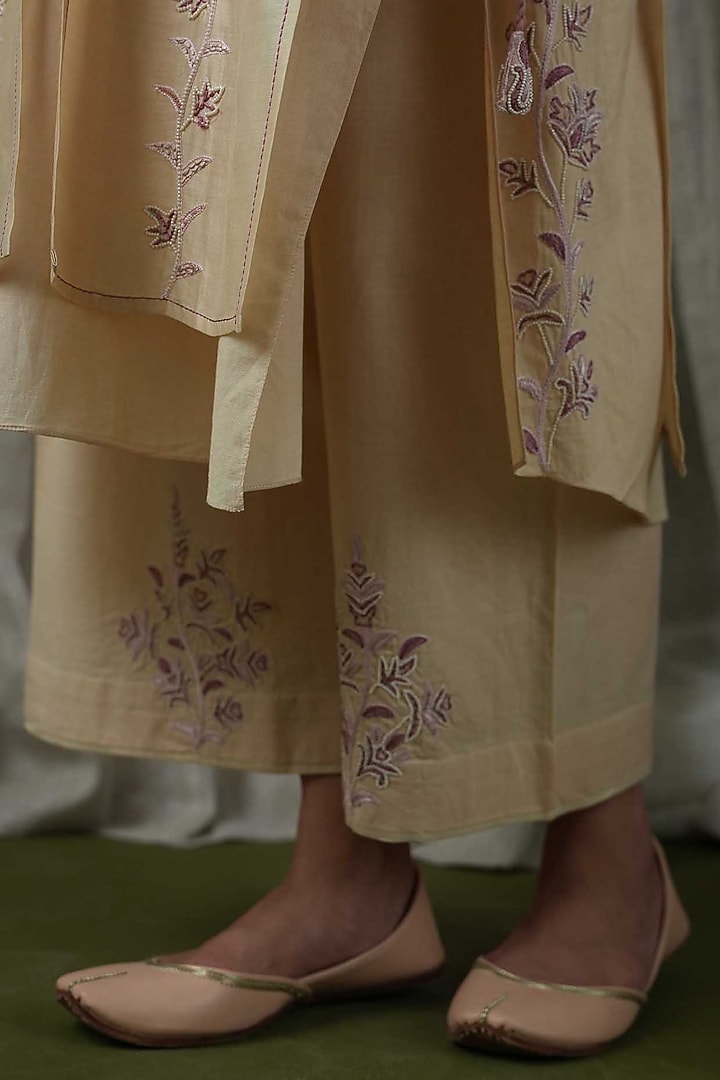 Beige Chanderi Embroidered Kurta Set by Kanika sharma at Pernia's Pop Up Shop