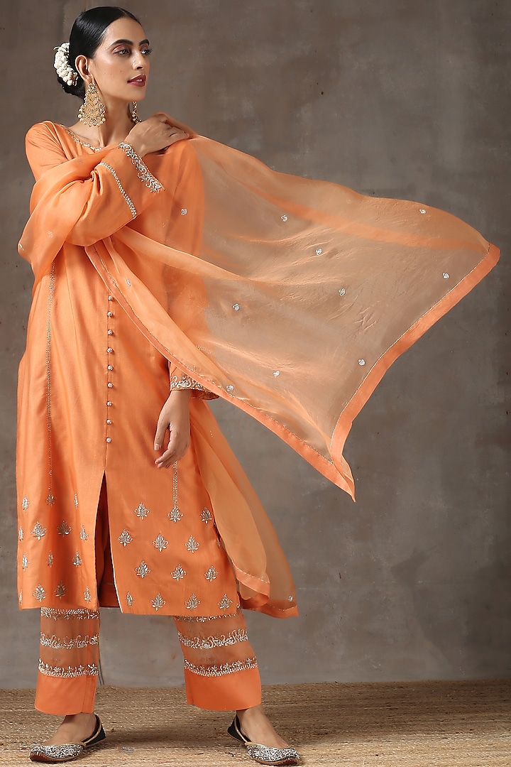 Dust Orange Hand Embroidered Kurta Set by Kanika sharma