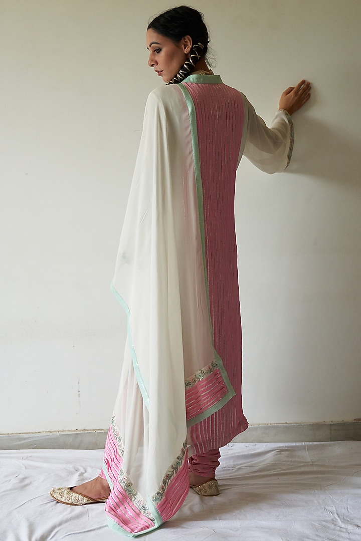 White Sequins Hand Embroidered Kurta Set by Kanika sharma at Pernia's Pop Up Shop
