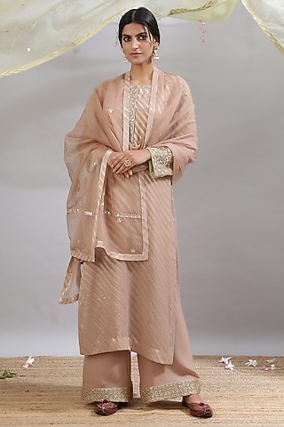 Brown Embroidered Kurta Set by Kanika sharma