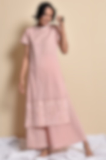 Blush Pink Embroidered Kurta Set by Kanika sharma at Pernia's Pop Up Shop