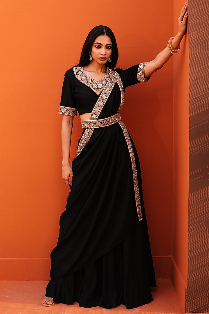 Black Silk Thread Embroidered Draped Skirt Saree Set by Kesar studio at Pernia's Pop Up Shop