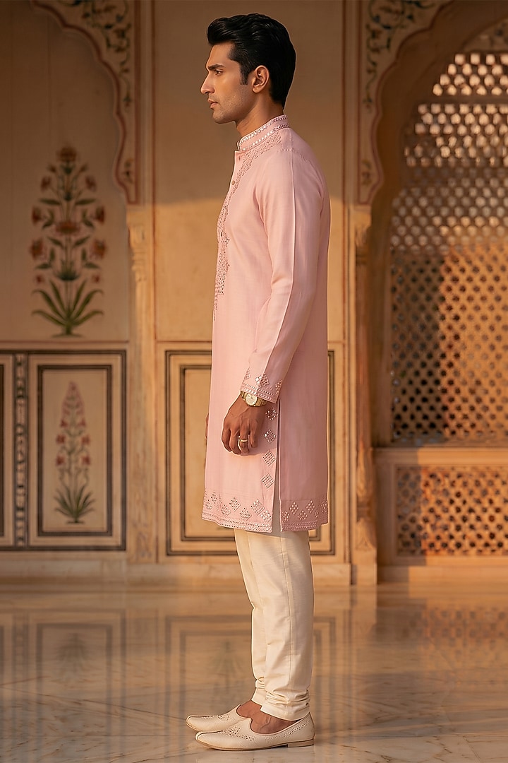 Light Pink Moss Crepe Kurta Set by Prateek Munjal at Pernia's Pop Up Shop