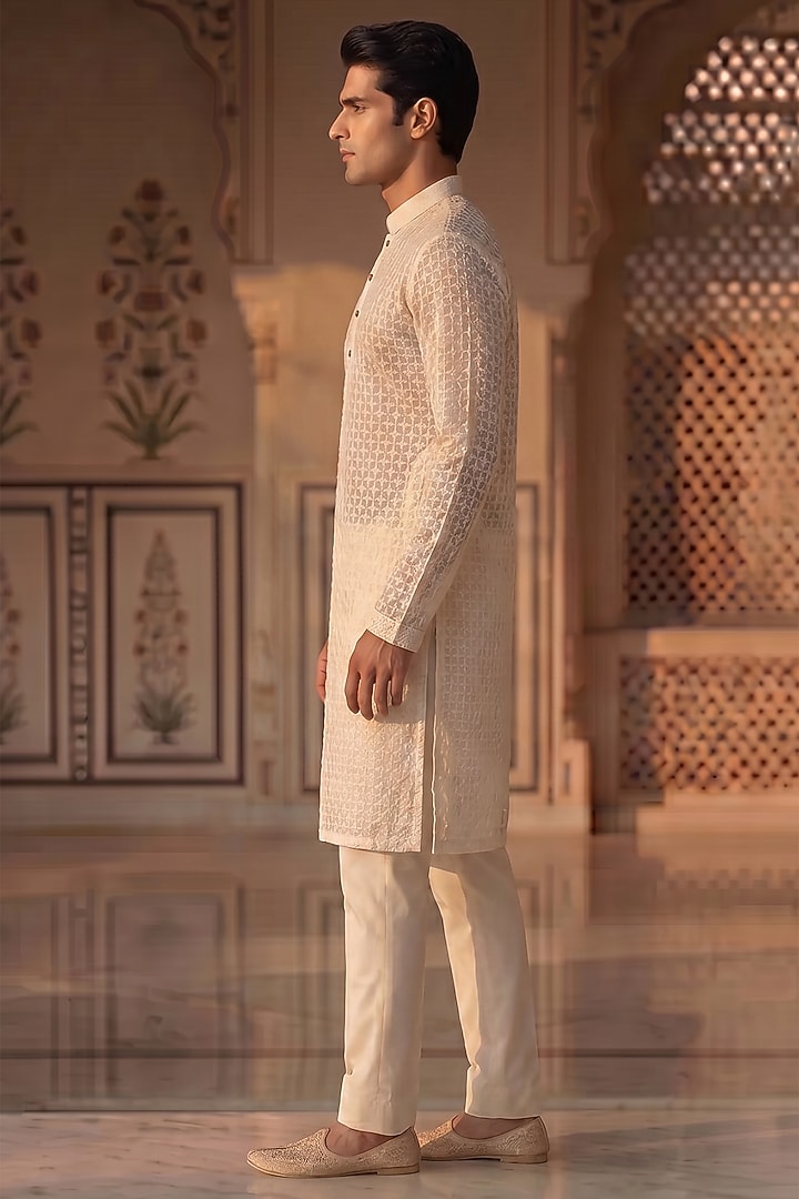 Off-White Georgette Chikankari Kurta Set by Prateek Munjal at Pernia's Pop Up Shop