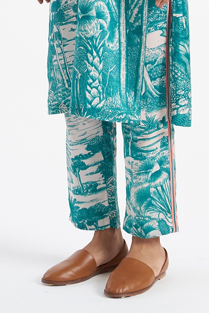 Jade & Ivory Printed Kurta Set by Kshitij Jalori at Pernia's Pop Up Shop