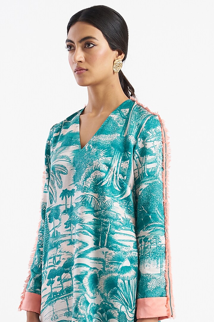 Jade & Ivory Printed Kurta Set by Kshitij Jalori at Pernia's Pop Up Shop