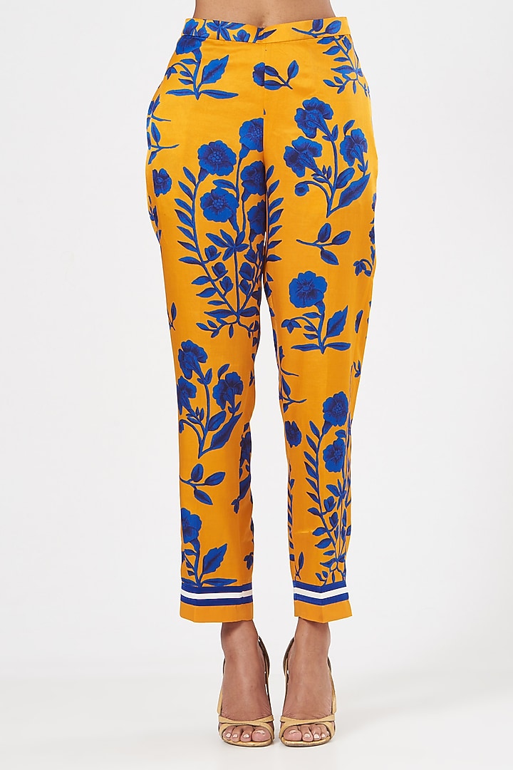 Mustard Printed Kurta Set by Kshitij Jalori at Pernia's Pop Up Shop