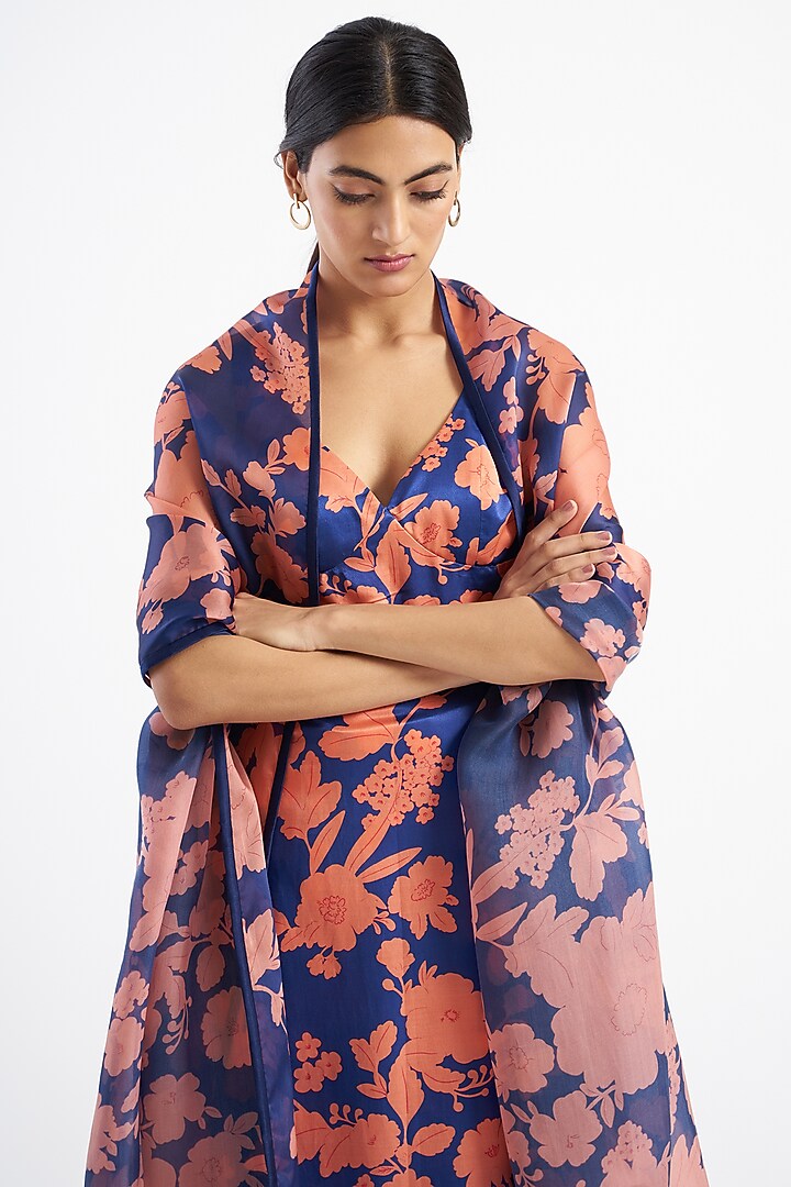 Violet Printed Pali Dupatta by Kshitij Jalori at Pernia's Pop Up Shop