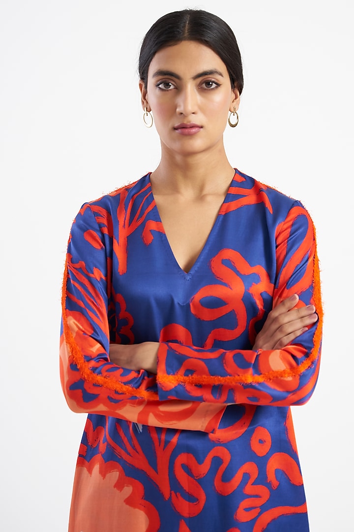 Tanzanite Blue Floral Printed Kurta Set by Kshitij Jalori at Pernia's Pop Up Shop