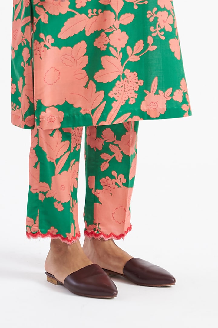Peridot Green Floral Printed Kurta Set by Kshitij Jalori at Pernia's Pop Up Shop