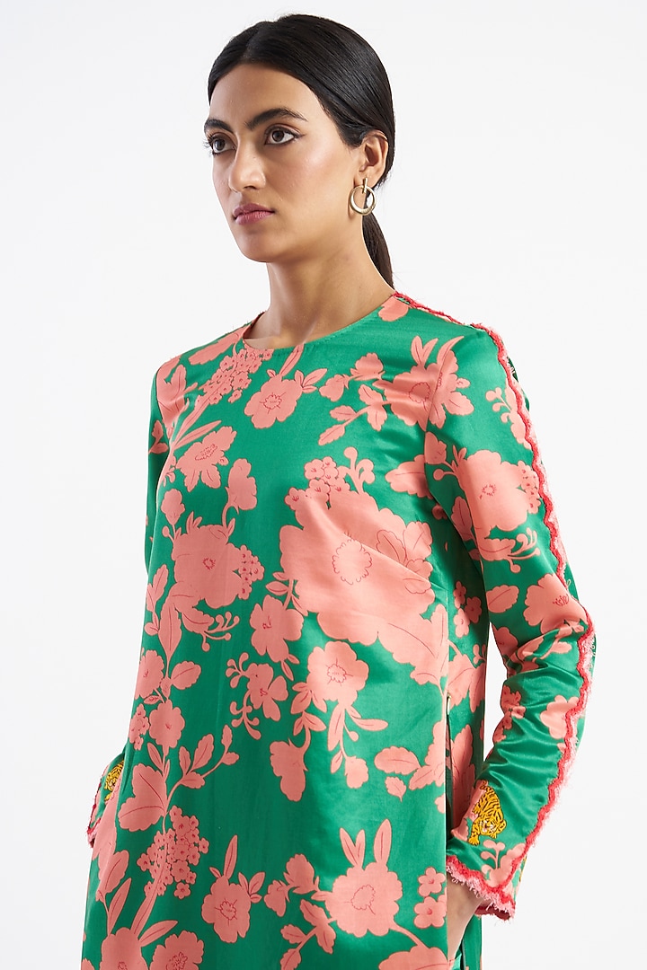 Peridot Green Floral Printed Kurta Set by Kshitij Jalori at Pernia's Pop Up Shop