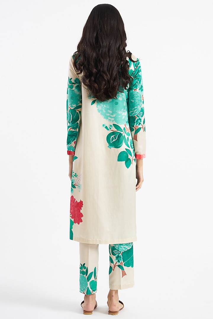 Ivory Floral Printed Kurta Set by Kshitij Jalori at Pernia's Pop Up Shop