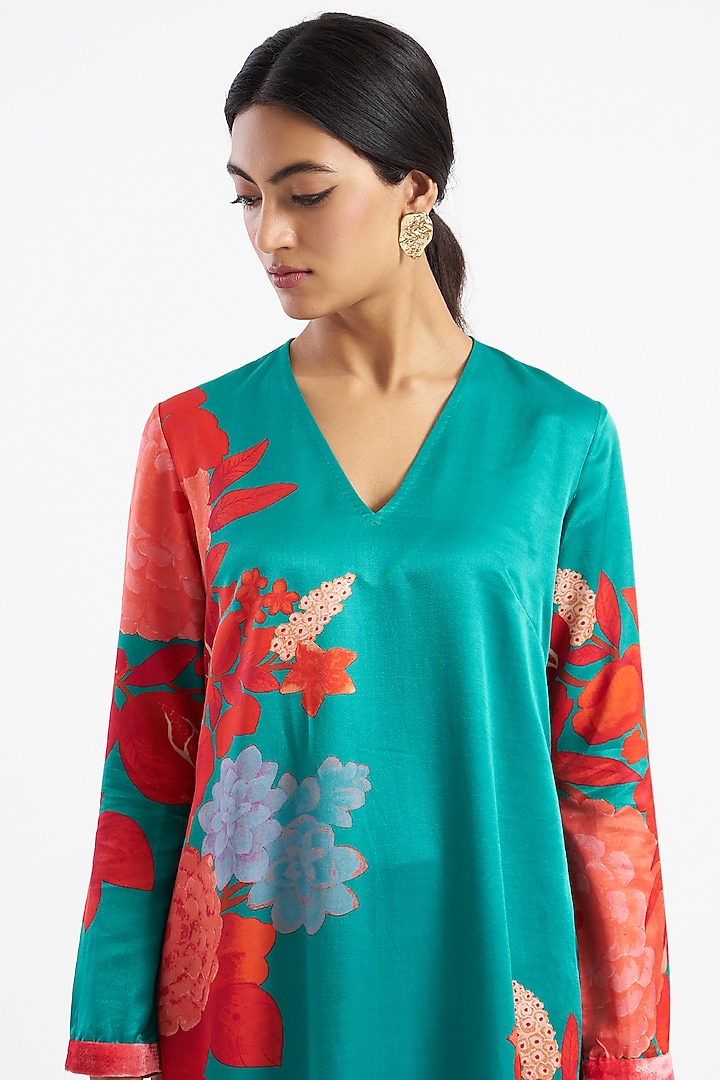 Deep Jade Floral Printed Kurta Set by Kshitij Jalori at Pernia's Pop Up Shop