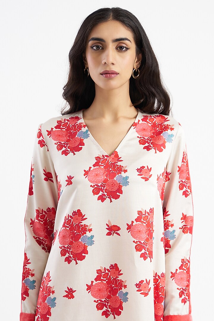 Ivory Floral Cotton Silk Satin Kurta Set by Kshitij Jalori at Pernia's Pop Up Shop