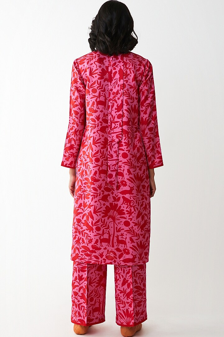 Pink & Red Digital Printed Kurta Set by Kshitij Jalori at Pernia's Pop Up Shop