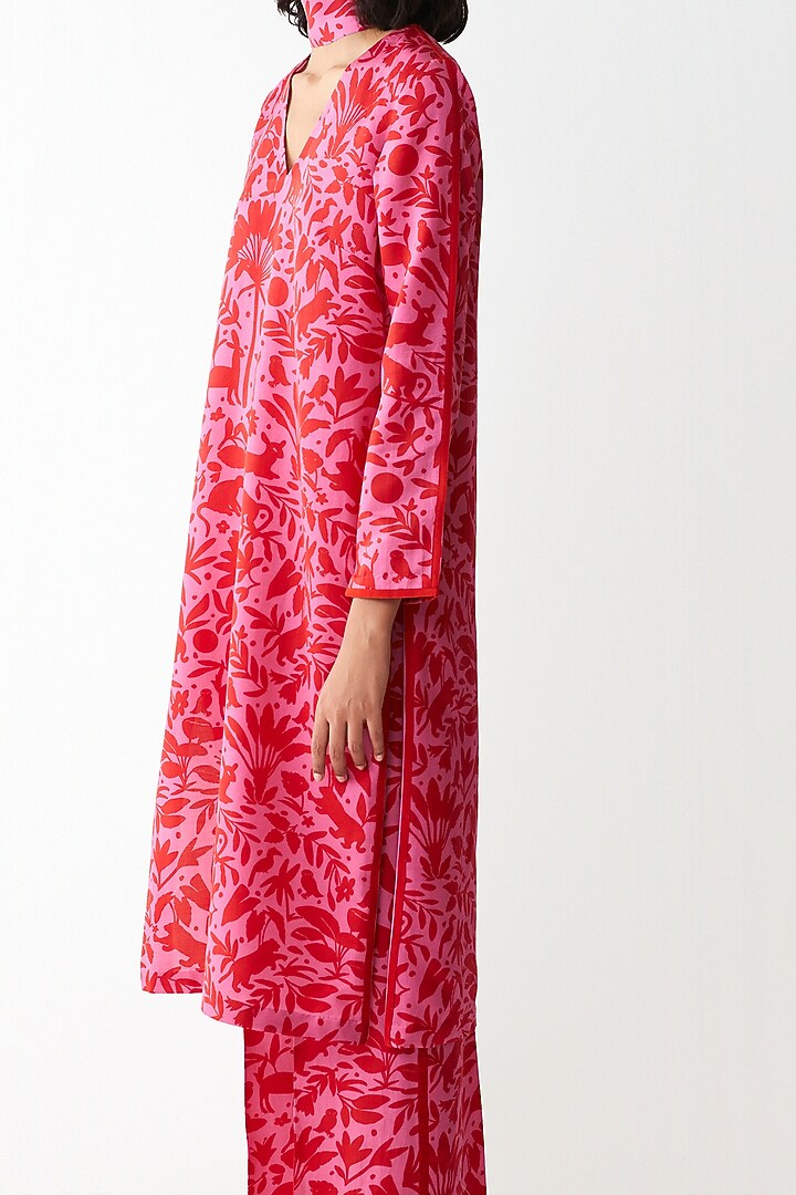 Pink & Red Digital Printed Kurta Set by Kshitij Jalori at Pernia's Pop Up Shop