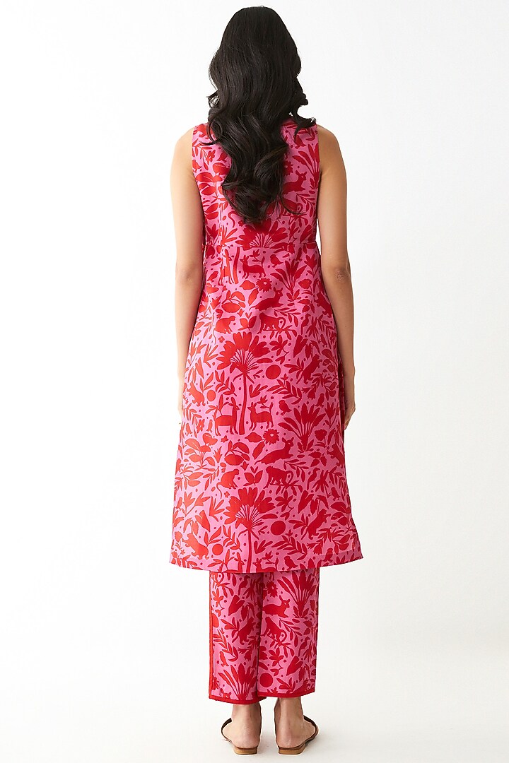 Pink Digital Printed Kurta Set by Kshitij Jalori at Pernia's Pop Up Shop