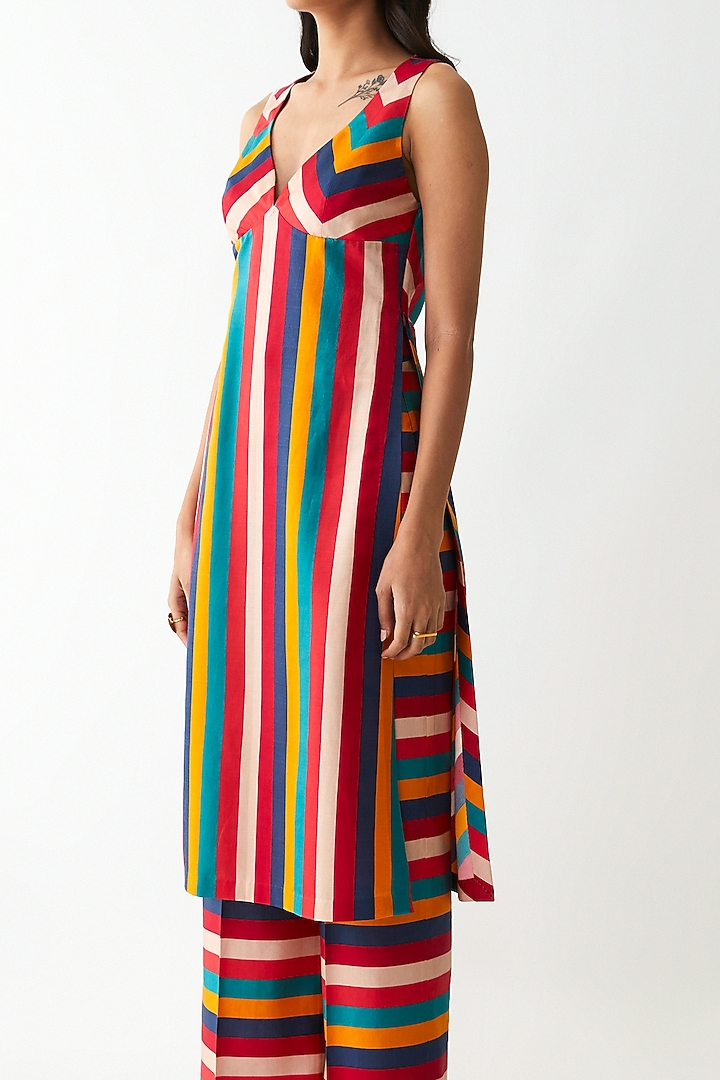 Multi Colored Digital Printed Kurta Set by Kshitij Jalori at Pernia's Pop Up Shop