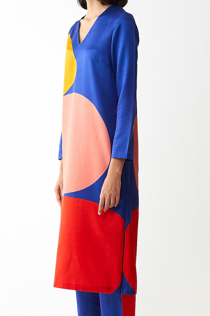 Blue Digital Printed Kurta Set by Kshitij Jalori at Pernia's Pop Up Shop