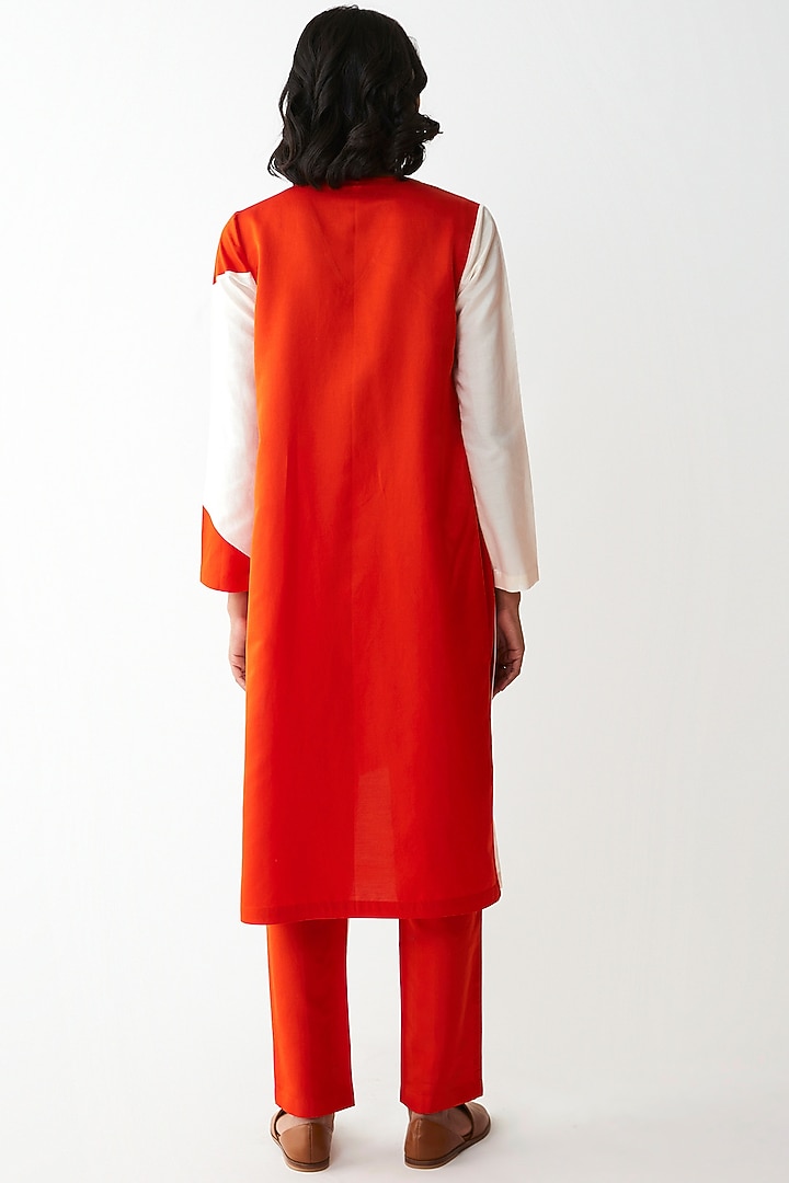 Ivory & Orange Kurta Set by Kshitij Jalori at Pernia's Pop Up Shop