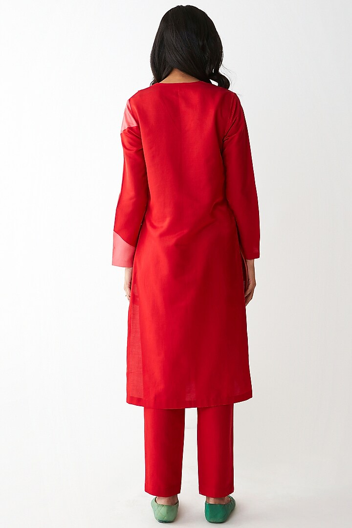 Red & Pink Kurta Set by Kshitij Jalori at Pernia's Pop Up Shop