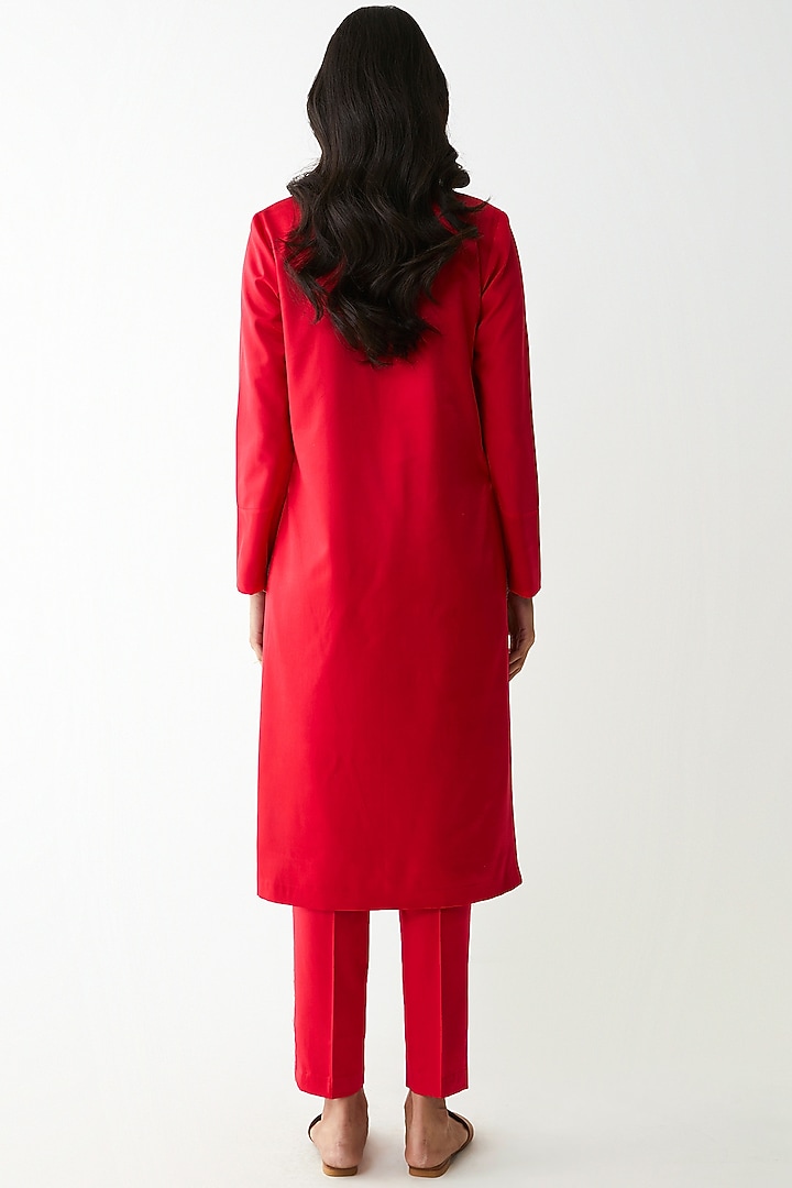 Raspberry Sorbet Red Kurta Set by Kshitij Jalori at Pernia's Pop Up Shop
