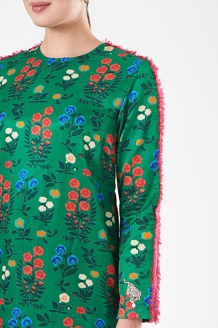 Dark Green Floral Printed Kurta Set by Kshitij Jalori at Pernia's Pop Up Shop