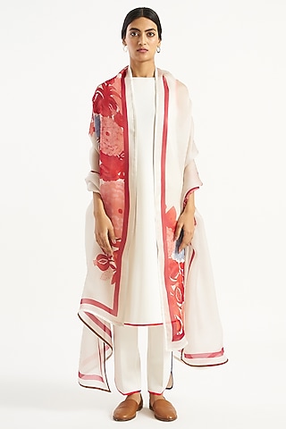 Ivory & Ruby Printed Nahar Dupatta by Kshitij Jalori