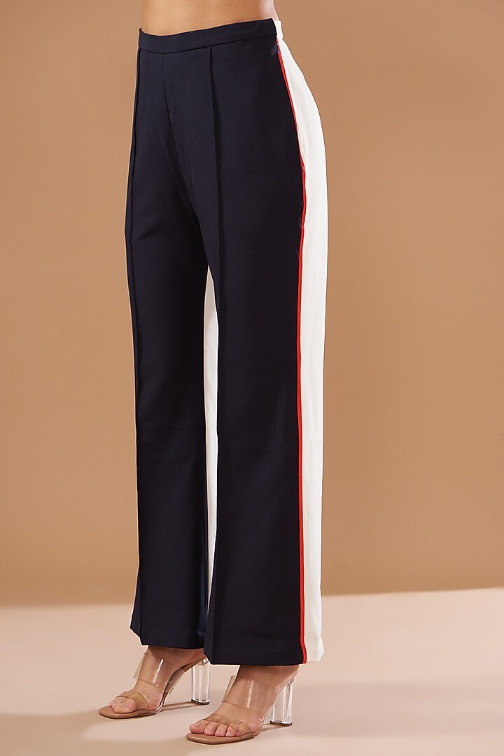 Deep Navy & White Italian Crepe Kurta Set by Kshitij Jalori at Pernia's Pop Up Shop