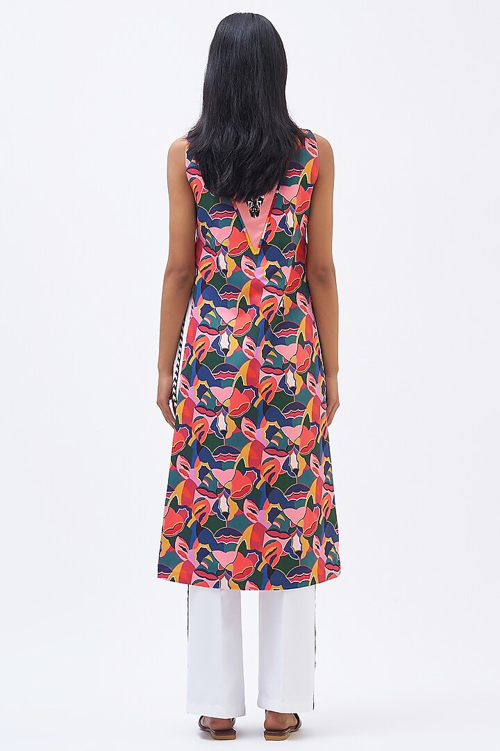 Multi-Colored Italian Jersey Printed Kurta Set by Kshitij Jalori at Pernia's Pop Up Shop