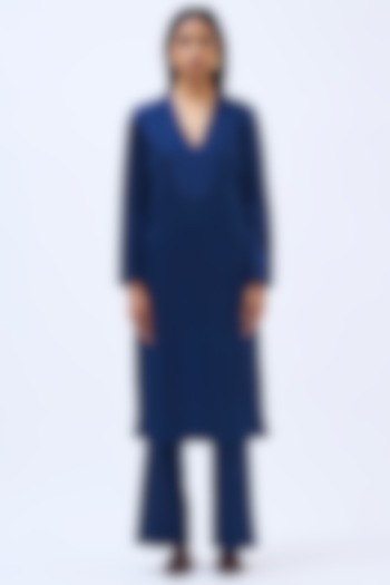 Sapphire Blue Silk Satin Crepe Kurta Set by Kshitij Jalori at Pernia's Pop Up Shop