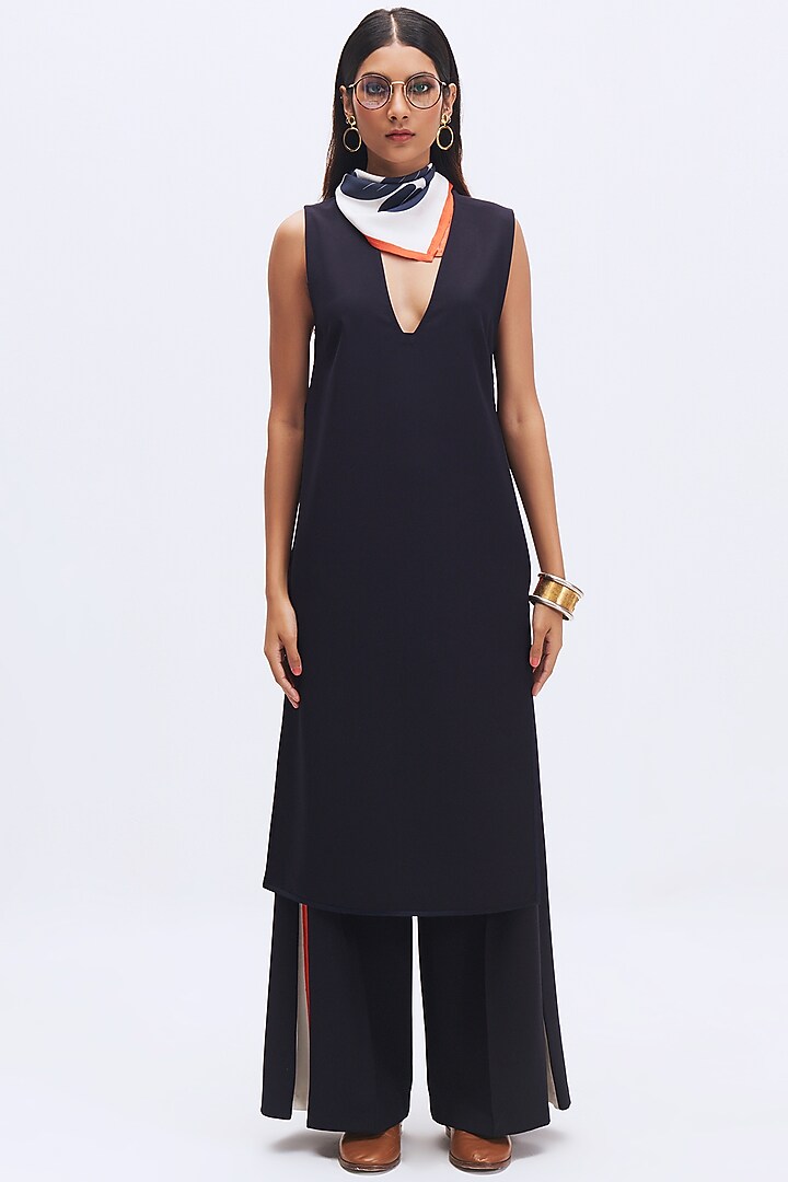 Deep Navy Italian Crepe & Silk Satin Crepe Kurta Set by Kshitij Jalori at Pernia's Pop Up Shop
