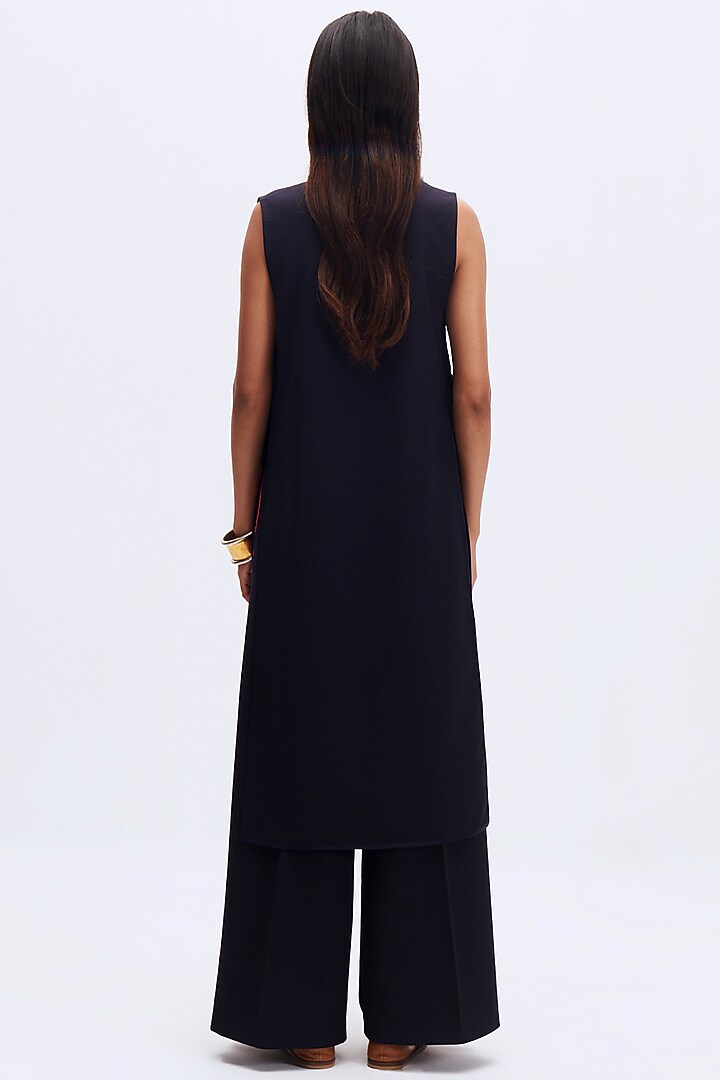 Deep Navy Italian Crepe & Silk Satin Crepe Kurta Set by Kshitij Jalori at Pernia's Pop Up Shop
