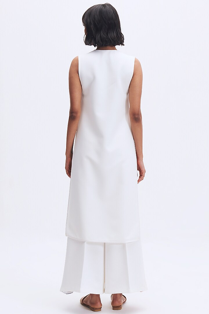 White Navy Italian Crepe & Silk Satin Crepe Kurta Set by Kshitij Jalori at Pernia's Pop Up Shop