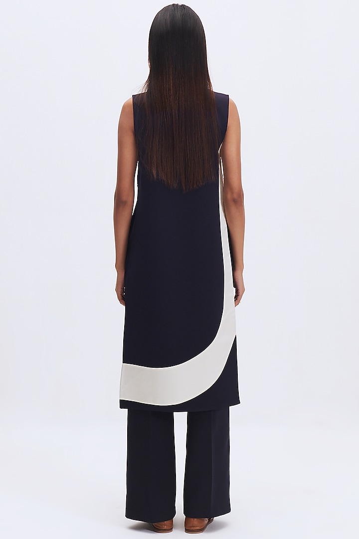 Deep Navy Italian Crepe & Silk Satin Crepe Kurta Set by Kshitij Jalori at Pernia's Pop Up Shop